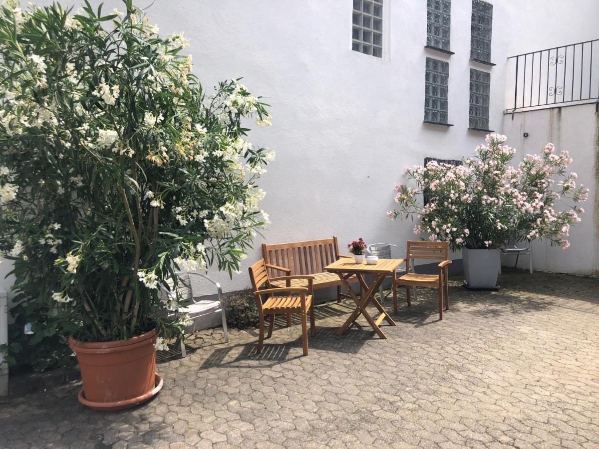 Schoene Ferienwohnung Gewoelbekeller Fachwerkhaus Bacharach Exteriör bild